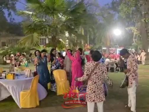 (कोरबा) भारत की जीत पर कोरबा अंचल में भी मनाया गया जश्न