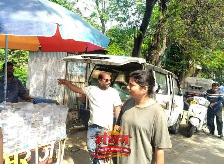 (कोरबा) निगम की महिला शक्ति ने महिला कालेज के सामने से हटाया अतिक्रमण