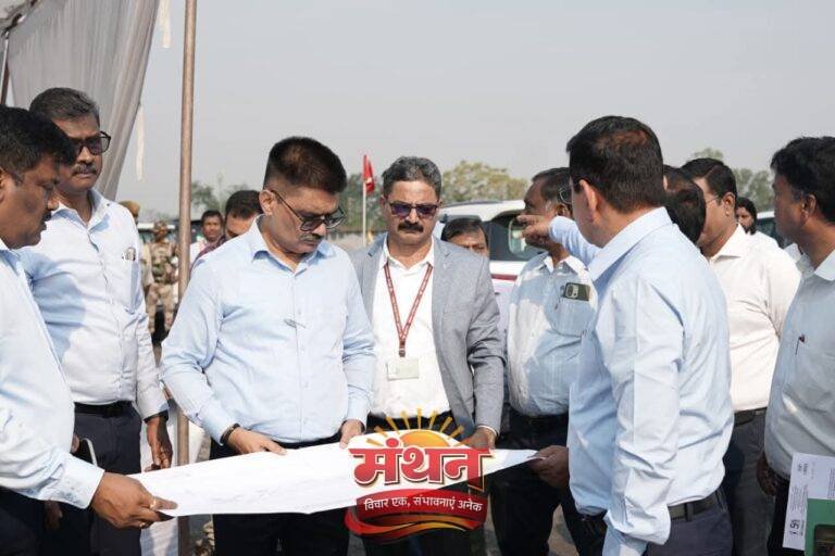 (कोरबा) सीआईएल चेयरमैन बी. साईराम ने सीईडब्लूआरएल रेल कॉरिडोर का लिया जायजा