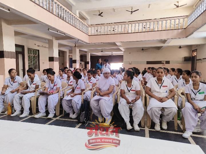 (कोरबा) श्रीमती विनीता खंडुरी के विशेष प्रशिक्षण शिविर अंतर्गत मानसिक स्वास्थ्य के प्रति जागरूक हुए महाविद्यालयीन छात्र