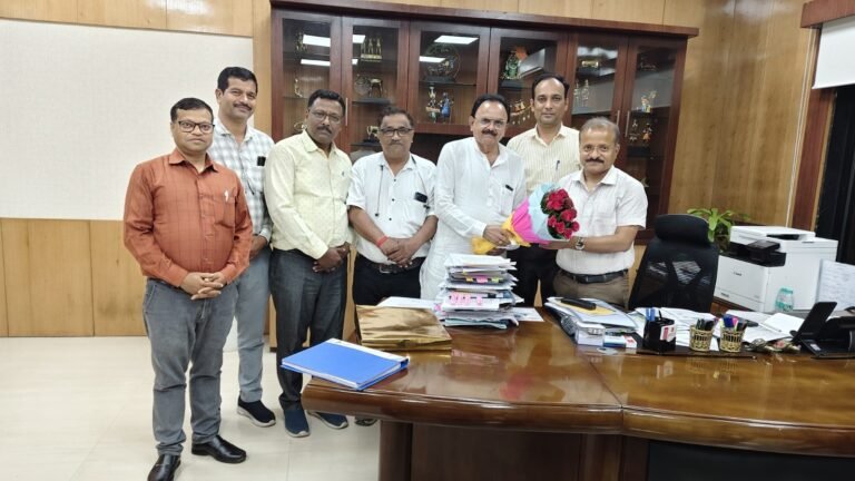 (कोरबा) भारतीय मजदूर संघ (बीएमएस) के 17अगस्त को कामबंद हड़ताल की घोषणा के मद्देनजर विद्युत कंपनी के चेयरमैन ने बुलाई बैठक