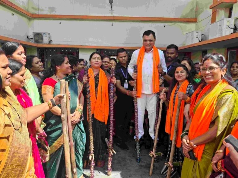 (कोरबा) तीज उत्सव में दिखी छत्तीसगढ़ी संस्कृति की मनमोहक छटा