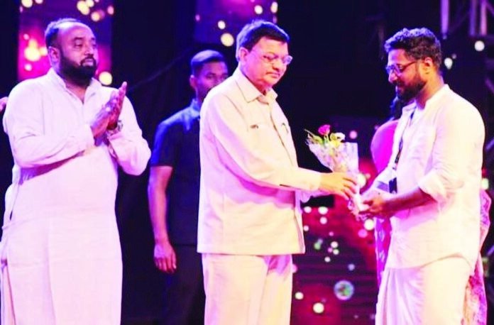 (कोरबा) ओणम महोत्सव में मलियाली समाज को सहयोग का वचन दिया कैबिनेट मंत्री लखनलाल देवांगन ने