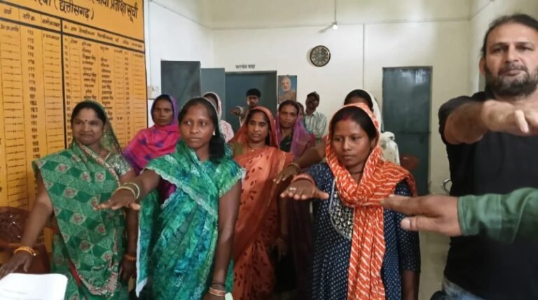 (कोरबा) ग्रामसभा में ग्रामीणों ने लिया विकसित भारत ग्राम का संकल्प