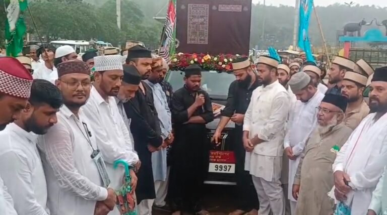 (कोरबा) भारी बारिश के बीच निकला कार-बाइक जुलूस