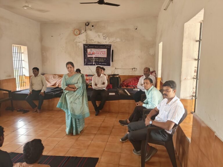 (कोरबा) जिला जेल में लोकगीतों से दिया गया साक्षरता का संदेश