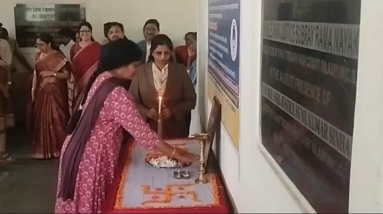 (कोरबा) नेशनल लोक अदालत में लगभग 577584 मामले निराकृत