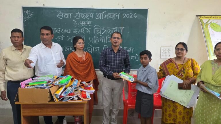 (कोरबा) चित्रकला और भाषण प्रतियोगिताओं में 1359 विद्यार्थियों ने लिया हिस्सा