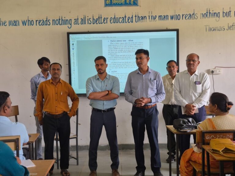 (कोरबा) मतदान केन्द्रों में इलेक्टोरल लिट्रेसी क्लब के गठन एवं मतदाता जागरूकता अभियान हेतु अधिकारियों का प्रशिक्षण सम्पन्न