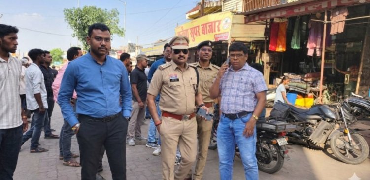 (कोरबा) दीपका में सड़क किनारे अतिक्रमण पर नगर पालिका की बड़ी कार्यवाही-62 हजार रुपये का लगाया अर्थदंड